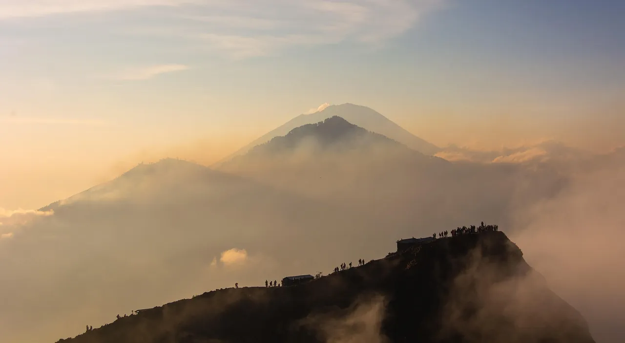 volcano, mount batur, mount abang, mount agung, bali, indonesia, sunrise, landscape, outdoor, kintamani, clouds, people, mountain, nature, hiking, brown mountain, brown sunrise